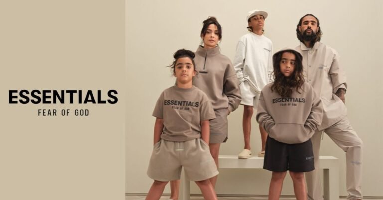 Essentials Hoodie in Canada: Where Luxury Streetwear Meets Everyday Life